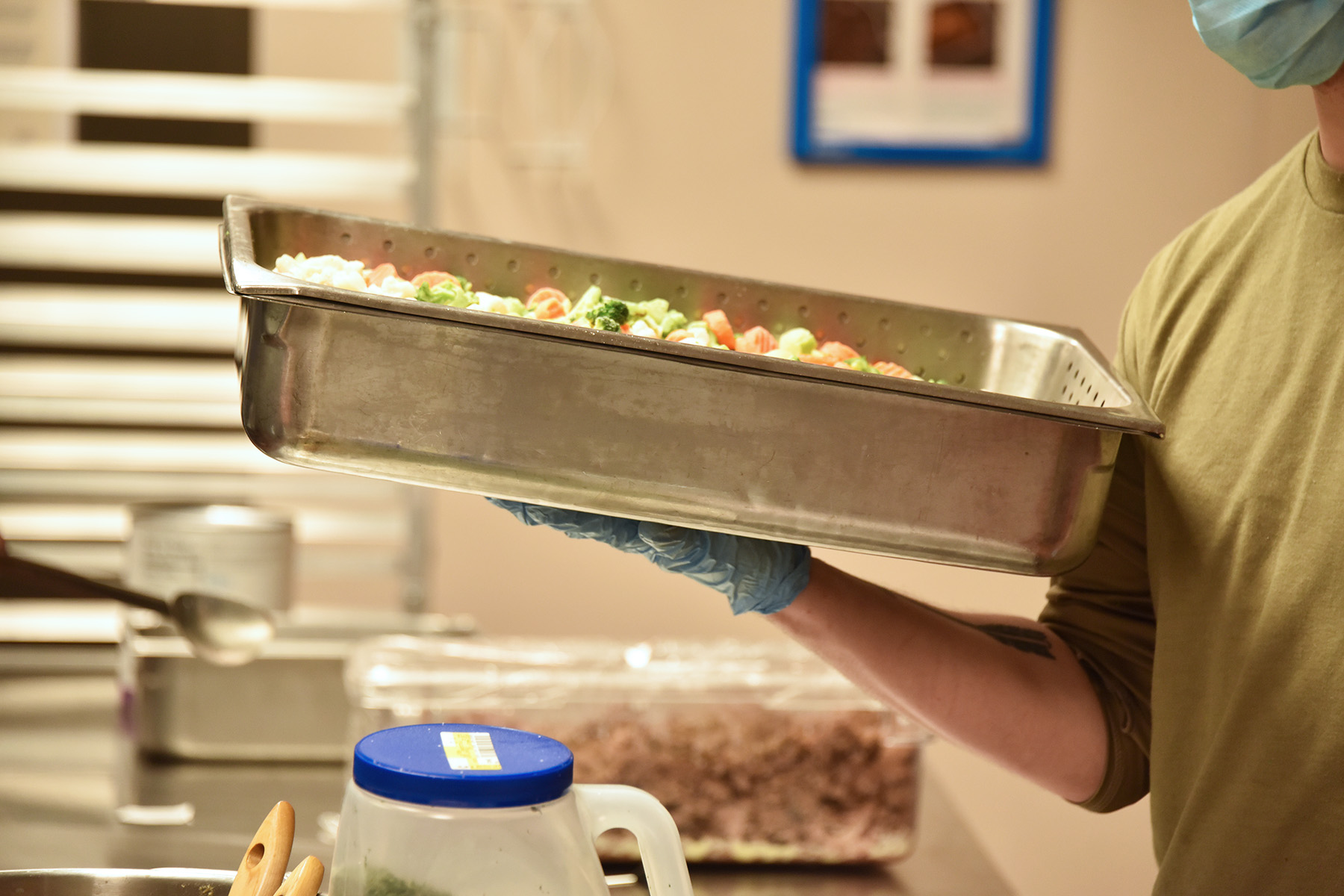 Jayhawk Roost dining facility reopens Jayhawk Roost dining facility reopens